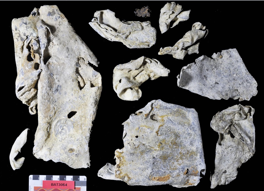 BAT3064 Lead artefact recovered from Batavia