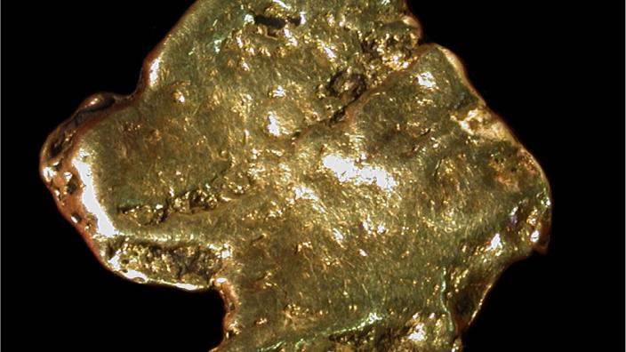'Queen Victoria' gold nugget - Image copyright of WA Museum An absolutely massive gold nugget
