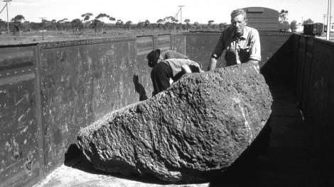 Mundrabilla iron meteorite 