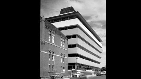 Photo of the Francis Street Museum building from circa 1970
