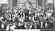 Albany Choral Society, Town Hall c1920 Image copyright of WA Museum 