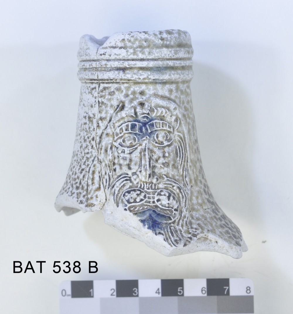 BAT538B Stoneware artefact recovered from Batavia