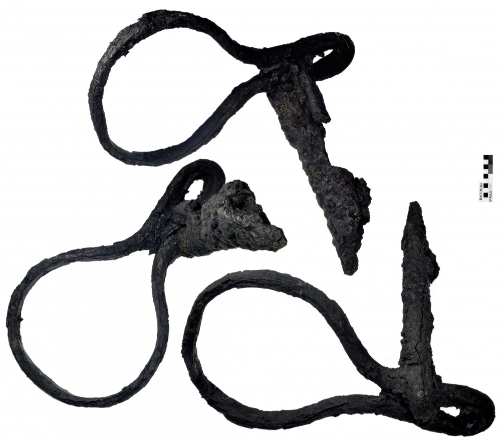BAT3516 Ship's fittings artefact recovered from Batavia