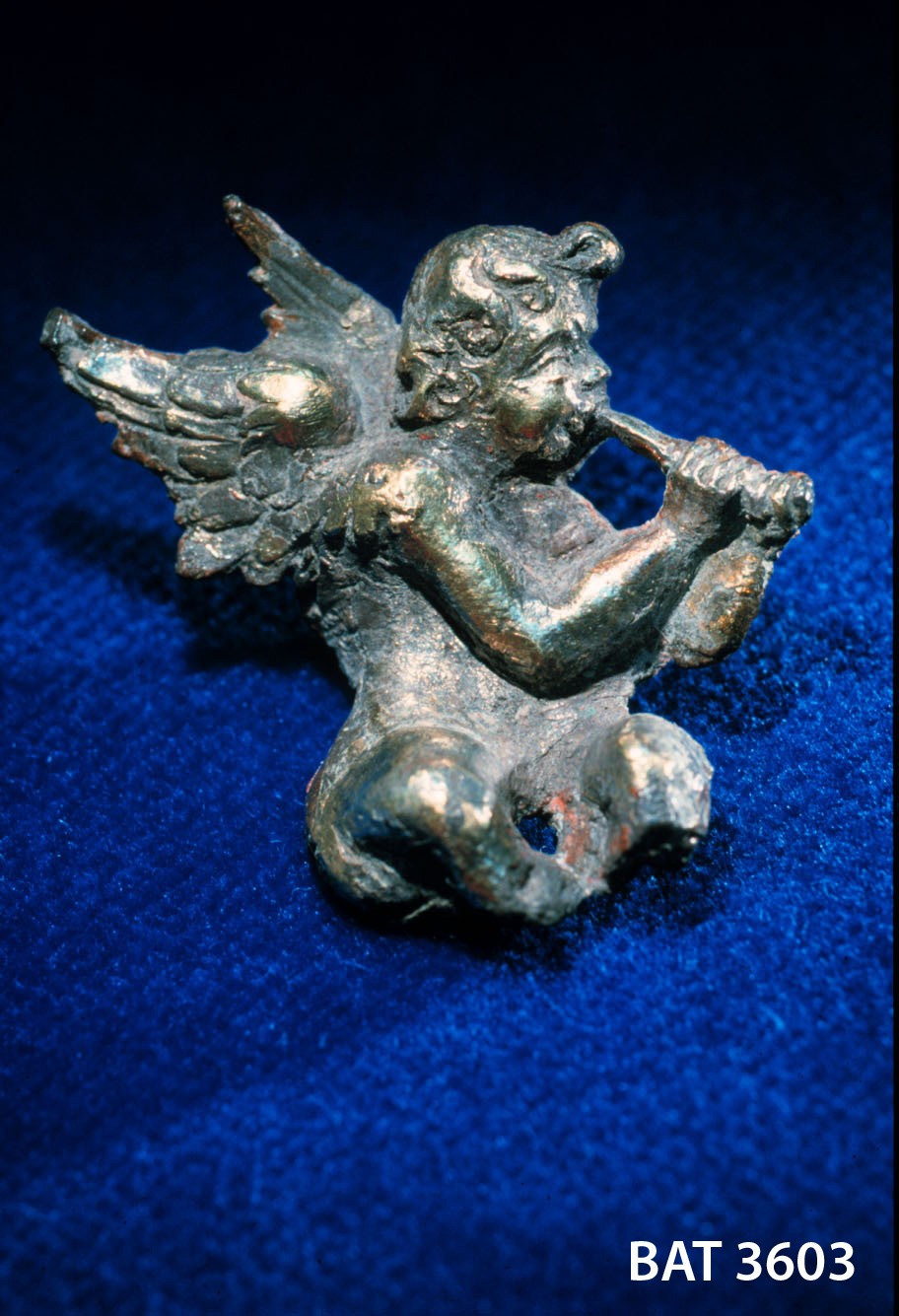 BAT3603 Silver artefact recovered from Batavia