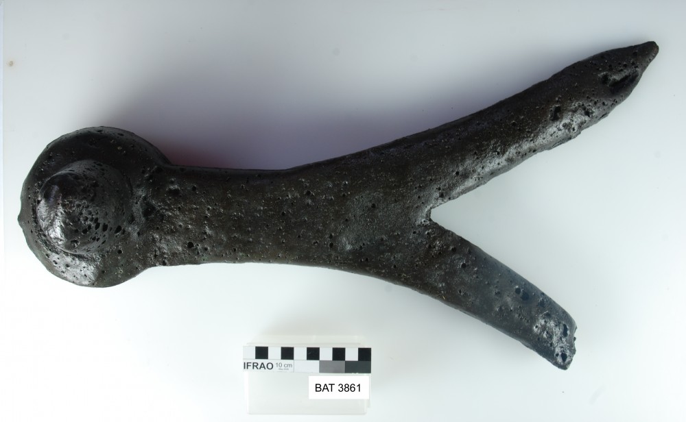 Bronze artefact recovered from Batavia