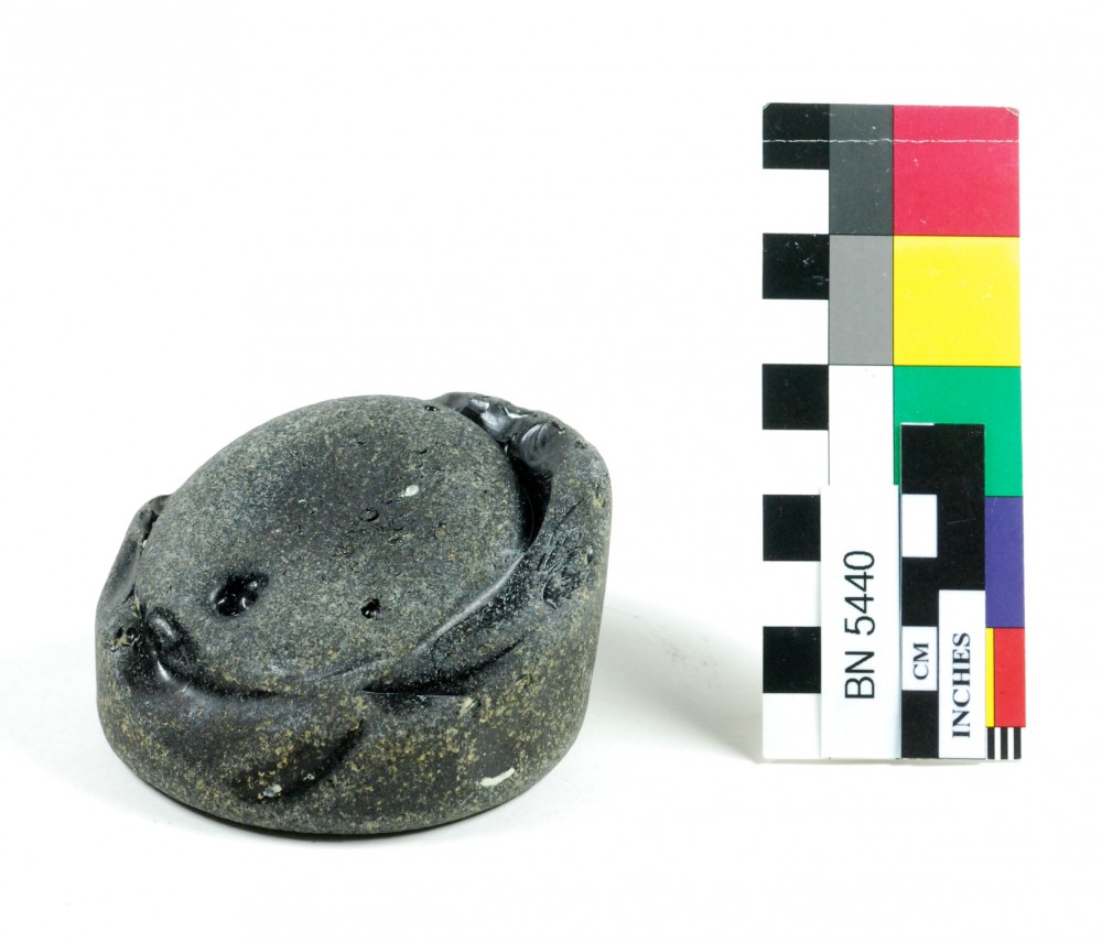 BN5440 Glass artefact recovered from Benan