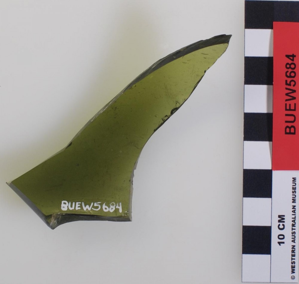 BUEW5684 Glass artefact recovered from Bunbury Excavation West