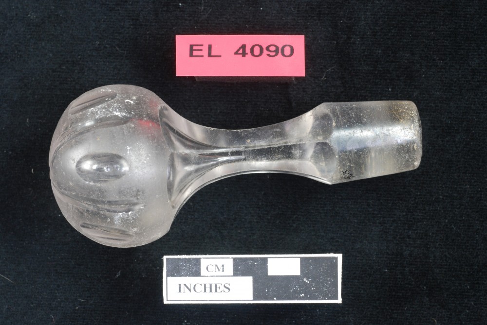EL4090 Glass artefact recovered from Elizabeth