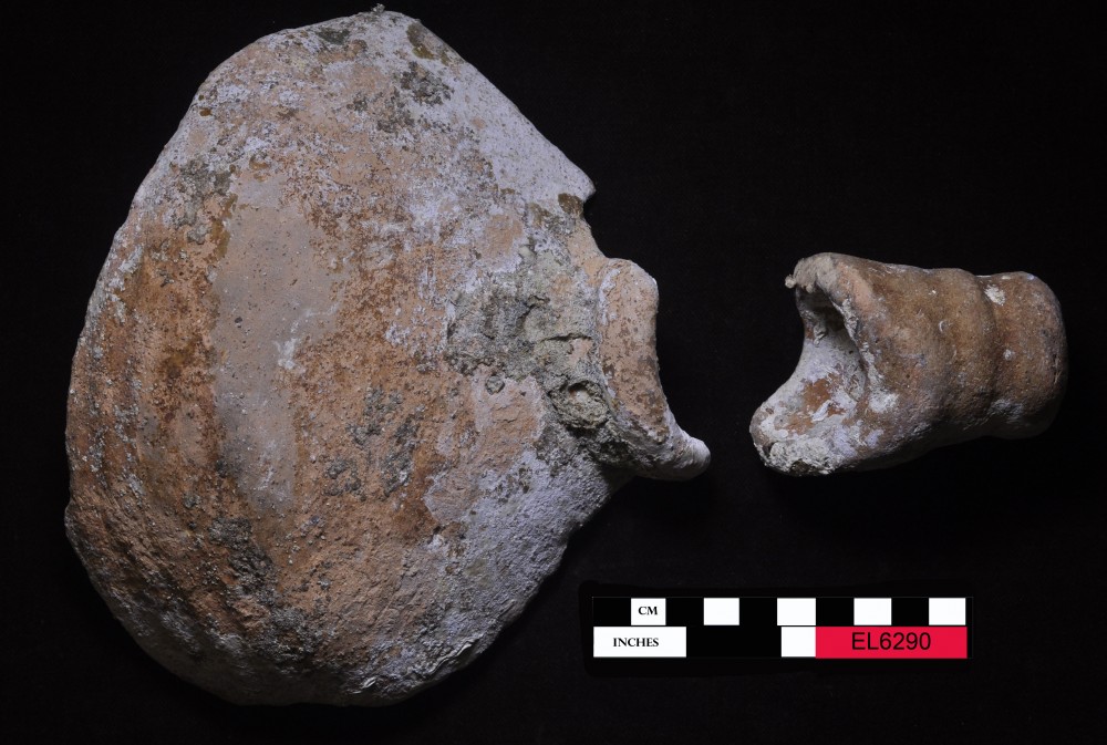 EL6290 Glass artefact recovered from Elizabeth