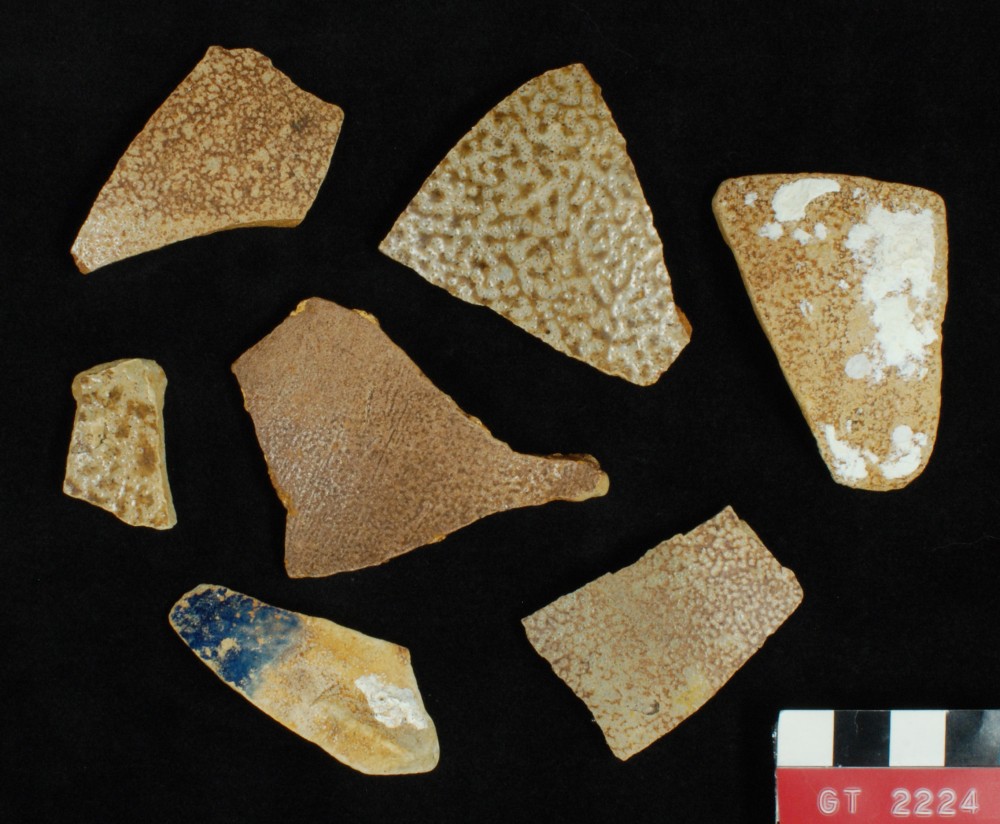 GT2224 Stoneware artefact recovered from Vergulde Draeck (Gilt Dragon)