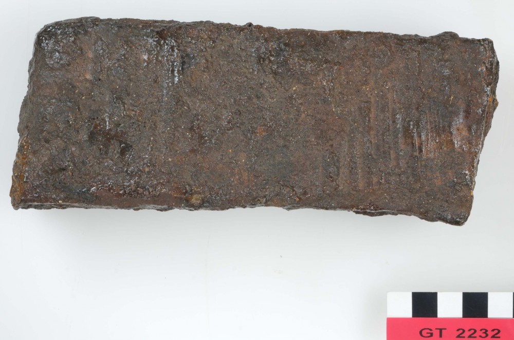 GT2232 Bricks artefact recovered from Vergulde Draeck (Gilt Dragon)