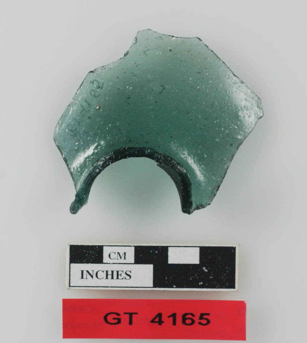 GT4165 Glass artefact recovered from Vergulde Draeck (Gilt Dragon)