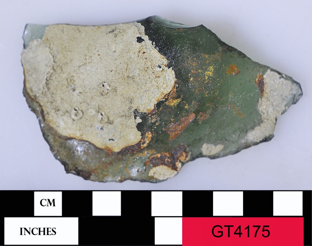 Glass artefact recovered from Vergulde Draeck (Gilt Dragon)