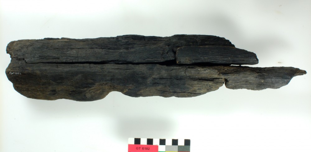 Ship's timber artefact recovered from Vergulde Draeck (Gilt Dragon)