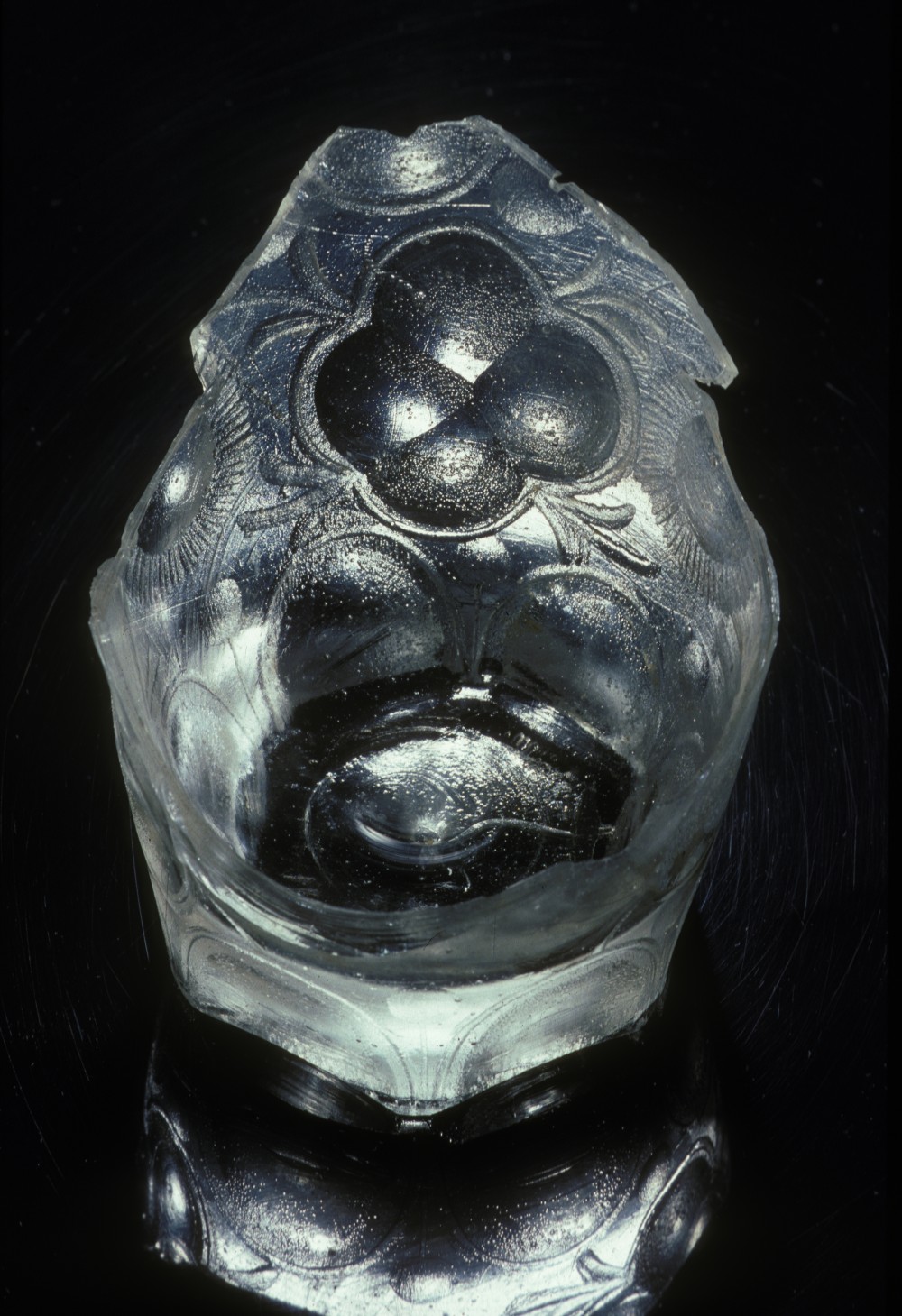 Glass artefact recovered from Zuiddorp (Zuytdorp)