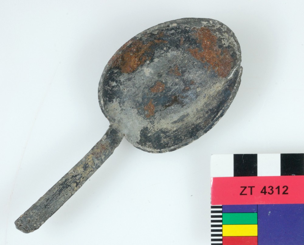 ZT4312 Pewter artefact recovered from Zuiddorp (Zuytdorp)