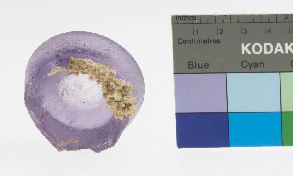 Glass artefact recovered from Zeewijk