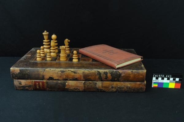 CHESS & DRAUGHTS SET