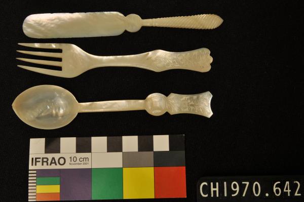 PEARL SHELL KNIFE, FORK & SPOON, Child's