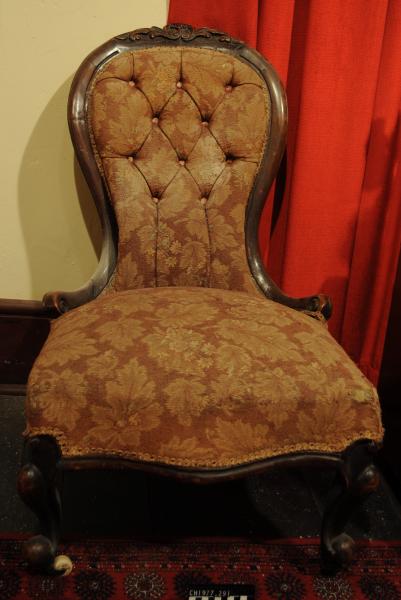 CHAIR, upholstered