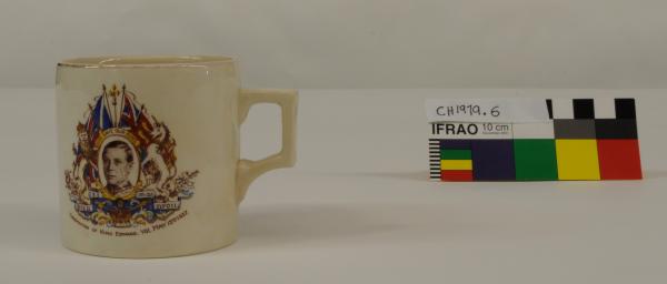 SOUVENIR MUG