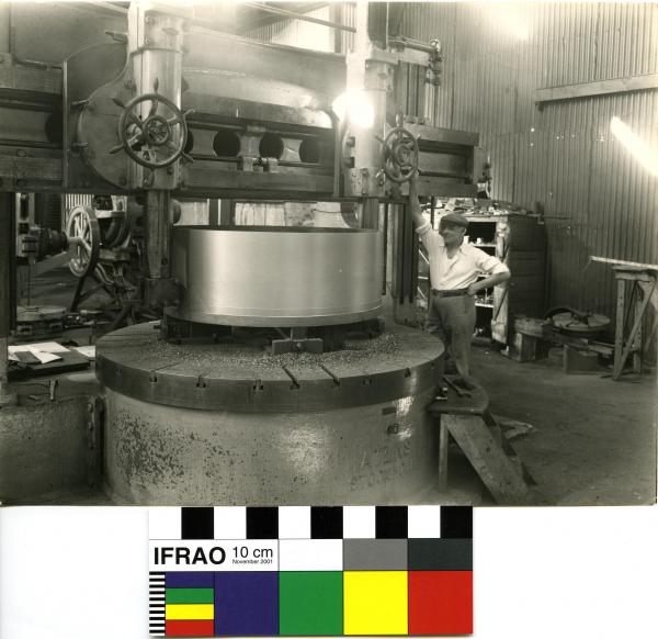 PHOTOGRAPH - KALGOORLIE FOUNDRY