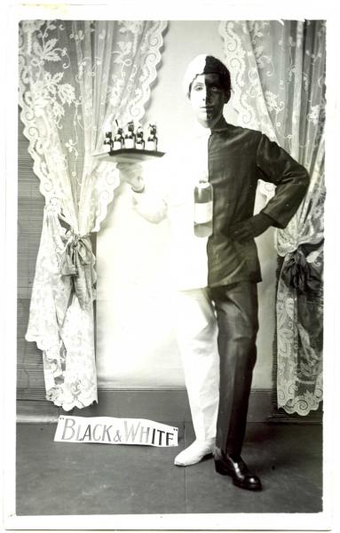 POSTCARD, Man in Fancy Dress