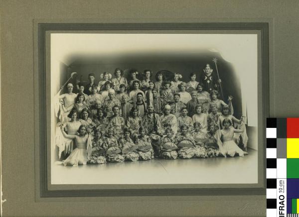 PHOTOGRAPH, children in theatrical costume