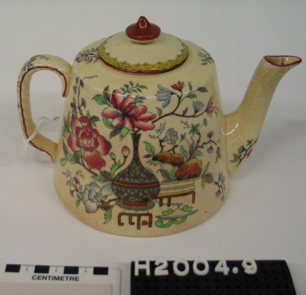 TEAPOT, Royal Doulton, late 19th century