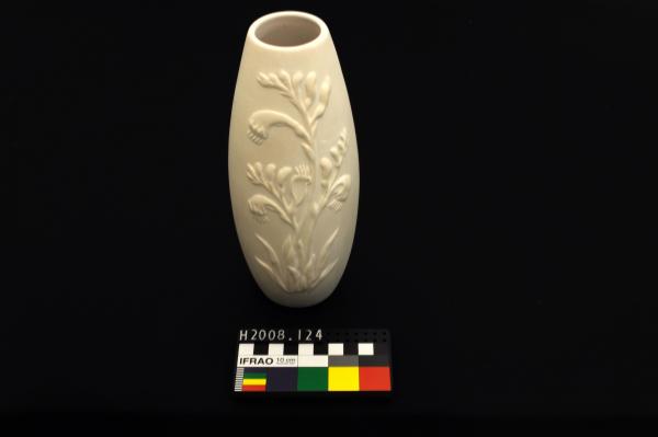 VASE, 'Darbyshire Pottery', Kangaroo Paw