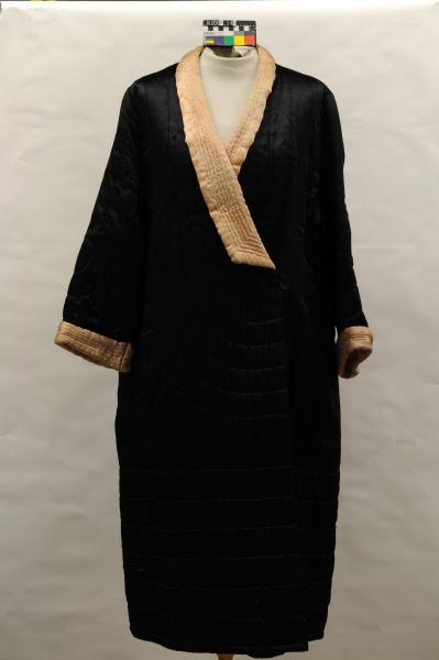 DRESSING GOWN, black, satin, quilted