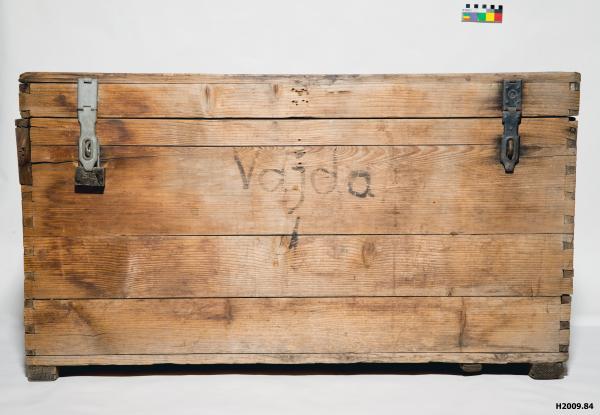 TRUNK, ‘Vajda’, wooden, with lock