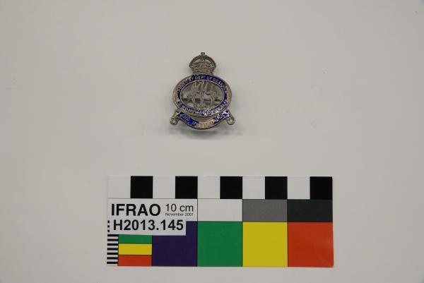 BADGE, NEXT OF KIN, (Official female relatives’ badge), oval, silver and blue enamel, 1918-1921