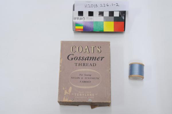 CONTAINER, with lid, for thread spools, ‘J & P COATS Gossamer’, with blue thread spool