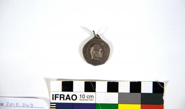 MEDAL, Commemorative, metal alloy, ‘CASA D’ITALIA’/ PERTH/ 28-10-1937-XV’