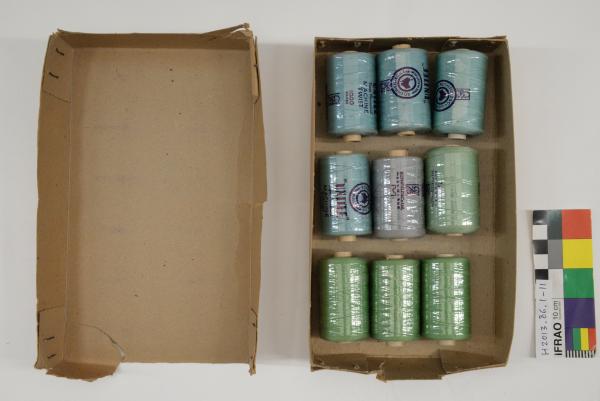 COTTON SEWING THREAD, BOX OF, 9 x reels, "ROTHFIELD & CO LTDS/"UNITEE" green and blue coloured cottons