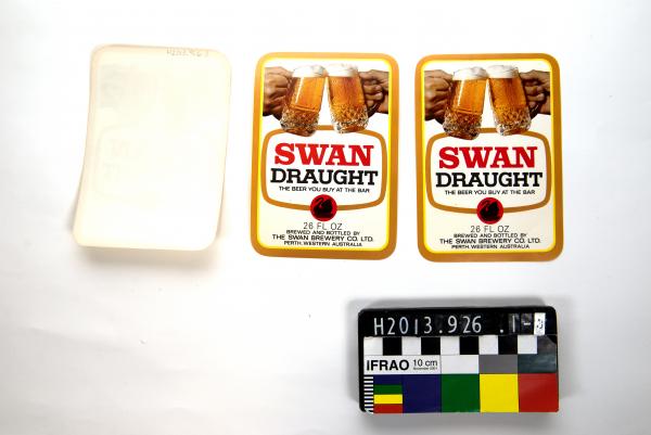 BEER LABELS, x3, large, rectangular, 'SWAN/ DRAUGHT', Swan Brewery, 26 FL OZ