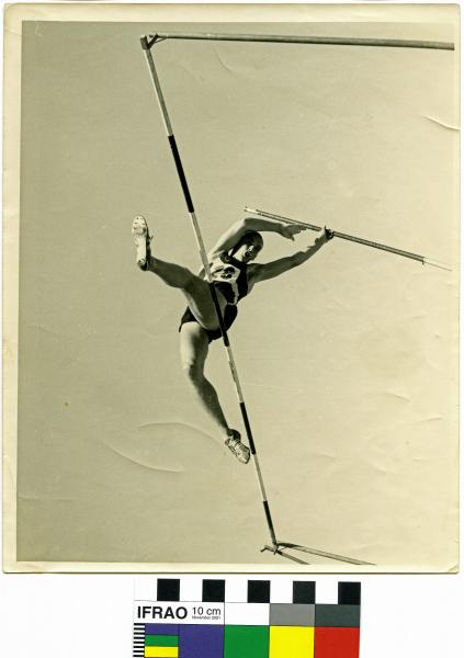 PHOTOGRAPH, b&w, athletics, pole vault, Trevor Bickle