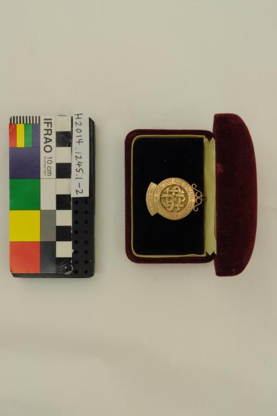 MEDAL, in case, hockey, gold, 'FNS' monogram, 'WESTERN AUSTRALIAN HOCKEY ASSOCIATION INC./ LIFE MEMBER', F.M. Sermon, 1975