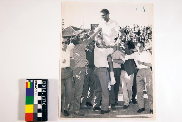 PHOTOGRAPH, b&w, tennis, Davis Cup, Italy def U.S.A., Perth, 1960