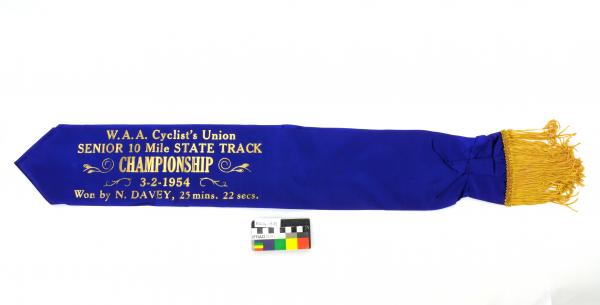 SASH, cycling, blue/gold, W.A.A. Cyclists' Union/ SENIOR 10 Mile STATE TRACK', 3 February 1954, Noel Davey