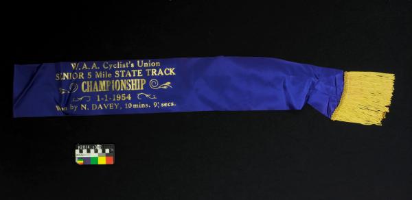 SASH, cycling, blue/gold,  'W.A.A. CYCLISTS UNION SENIOR 5 MILE CHAMPIONSHIP', 10 February 1954, Noel Davy