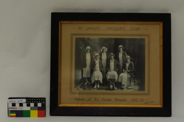 PHOTOGRAPH, framed, b&w, croquet, Mt Lawley Croquet Club, 'Winners of B2 grade Pennant, 1932-1933'