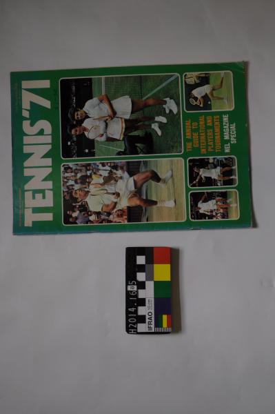 MAGAZINE, 'TENNIS '71', annual guide