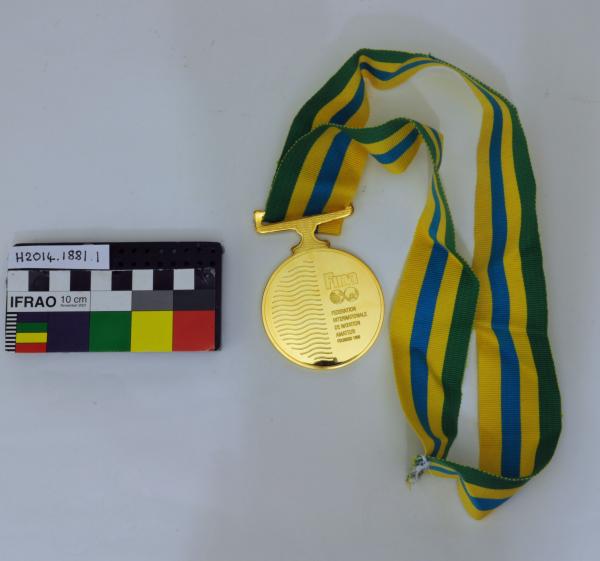 MEDAL, in box, silver, 8th World Swimming Championships, Perth, 1998