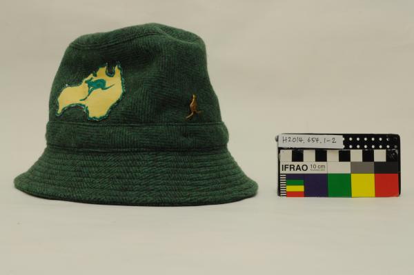 HAT, badminton, green tweed, yellow & green Australian emblem, kangaroo pin, 1974 British Commonwealth Games, Christchurch N.Z, Kay Terry