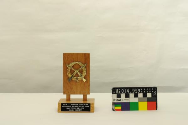 TROPHY, rifle shooting, Libby Felton, 25 June 1976