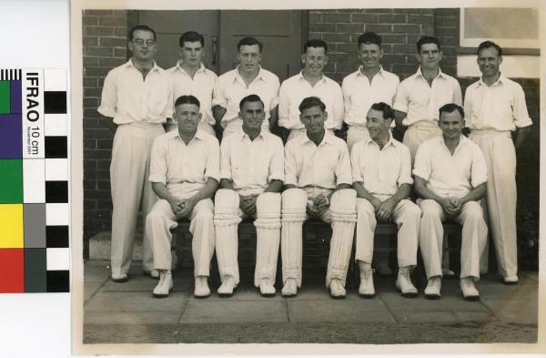 PHOTOGRAPH, b&w, cricket, 1947 Sheffield Shield