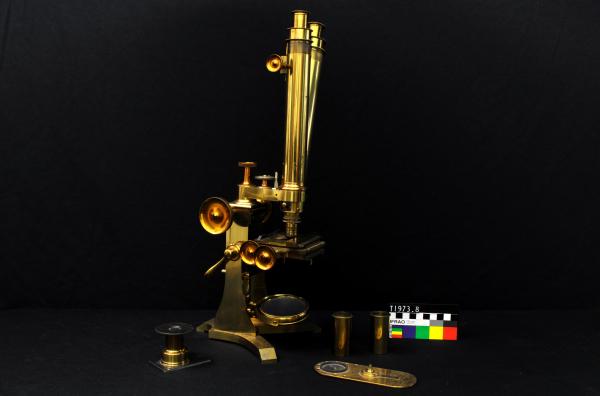 MICROSCOPE, Petrological & Accessories