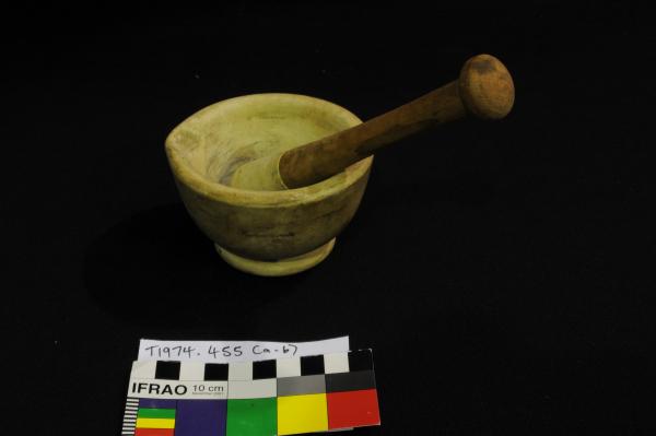 MORTAR AND PESTLE